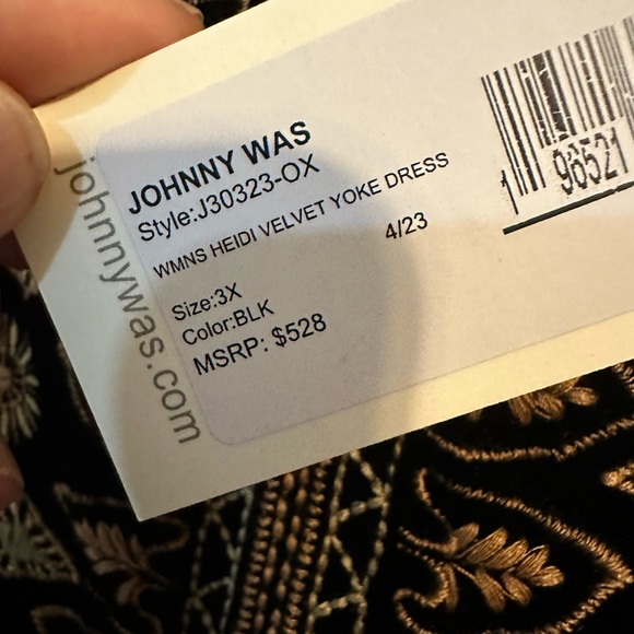 Johnny Was velvet black floral dress 3X NWT Comes with a free gift retail $528. - Picture 3 of 10